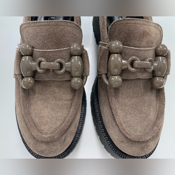 Ateliers Kai Tan Suede Loafers Sz 37 (US 7) Unique Toggle Black Lug Sole Italian - Picture 6 of 15